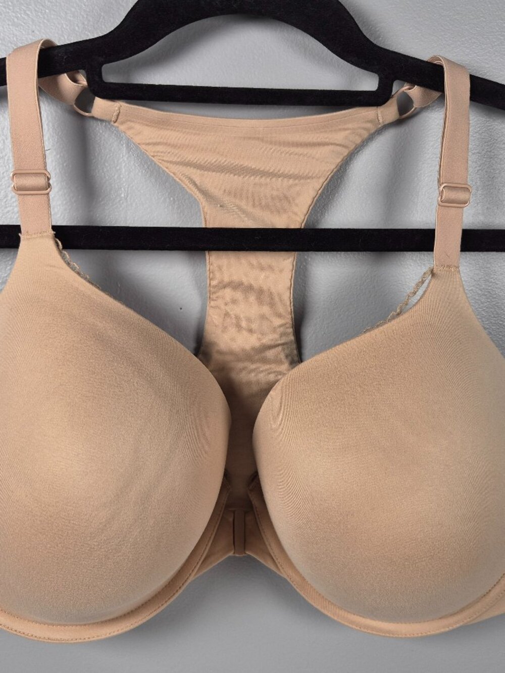 Victorias Secret Bra 38DDD Body by Victoria racer back front hook nude underwire